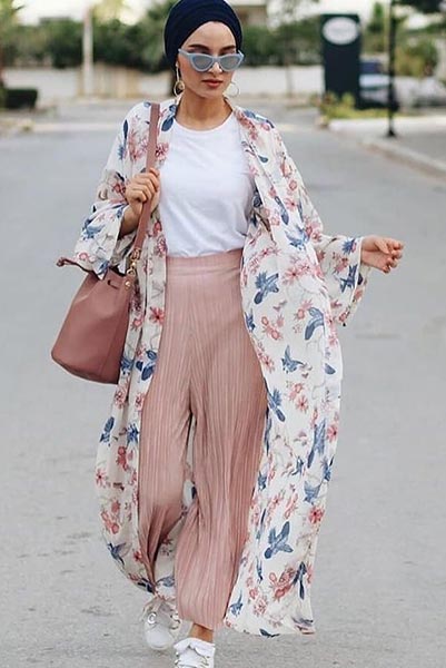 Best Abaya Fashion To Wear On Girl's Night