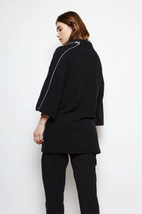 Muzca Essential Oversized Sweatshirt in Black Modest Ribbed Top with Long Sleeves and Embroidery in 100% Cotton