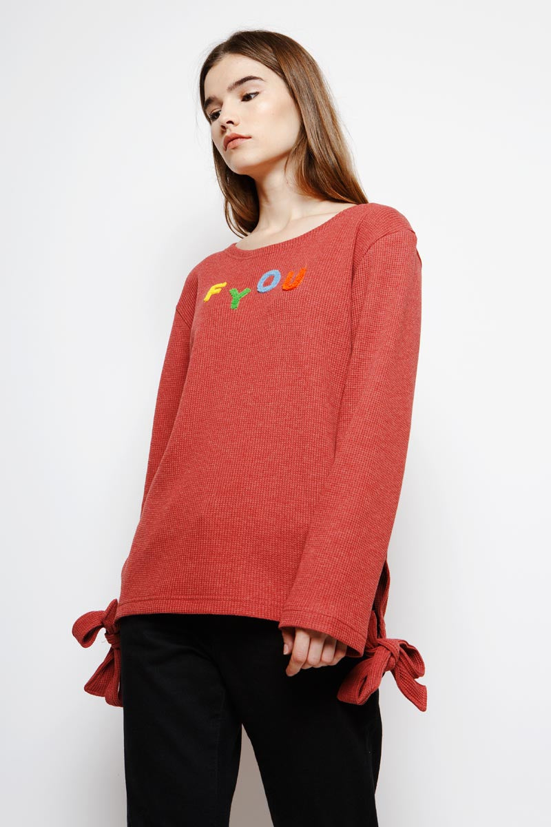 Muzca Fyou Sweatshirt Loose Fitting Red Sweater with Long Sleeves and Side Bow with Letter Prints in 100% Cotton
