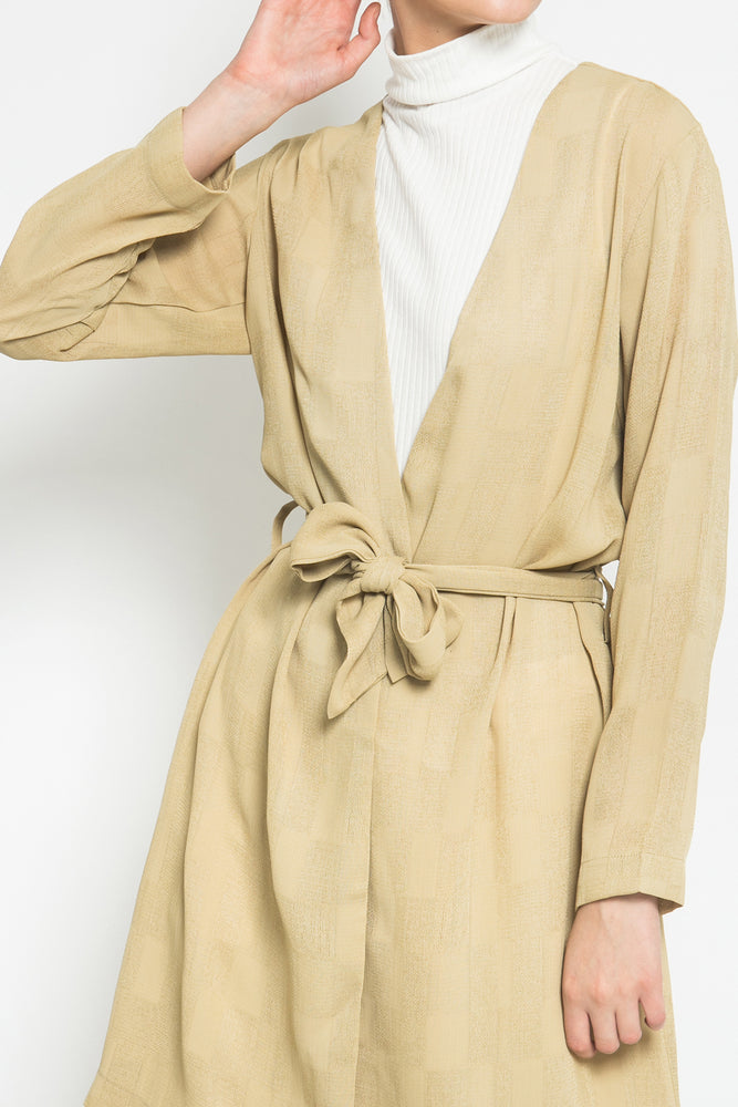 módni Catelya Outer Modest Wrap Kimono Beige with Long Sleeves Matching Belt