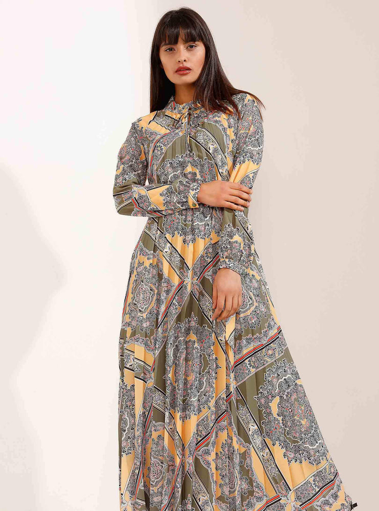 Store WF Pleated Maxi Dress with Classic Elegant Pattern Modest Loose Fitting Long Sleeves Maxi Print Dress with High Neck in Yellow