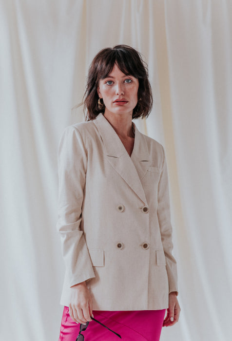 UNIQUE 21 Diana Linen Blazer Modest Long Sleeves Outerwear Lapel Collar Front Pockets and Buttons in Beige