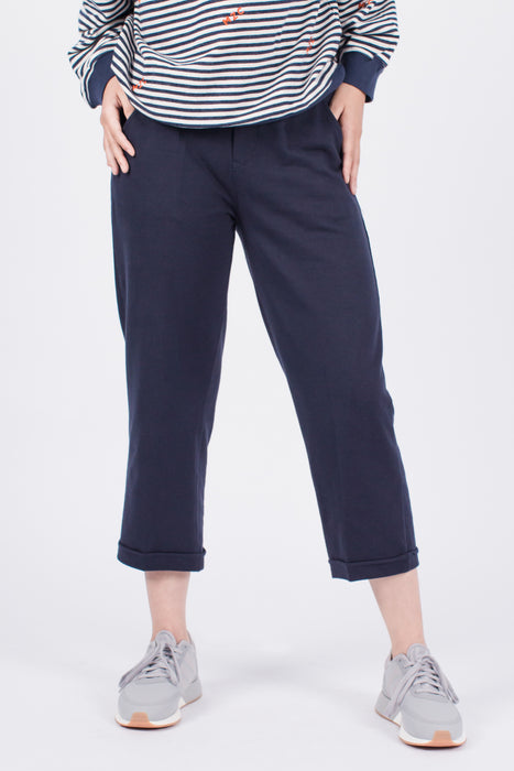 Muzca Dixie Pants Modest Loose Navy Women 3/4 Pants with Pockets in 100% Cotton 