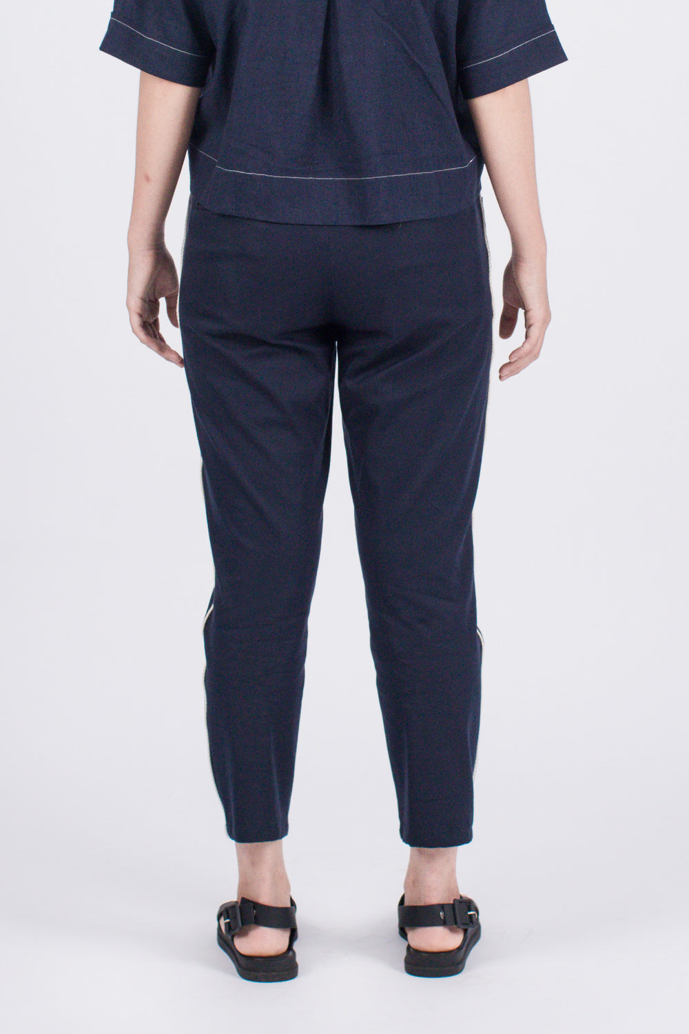 Muzca Esme Ankle Pants Modest Loose Fitting Navy Denim Women Trousers with White Lining and Pockets in 100% Cotton