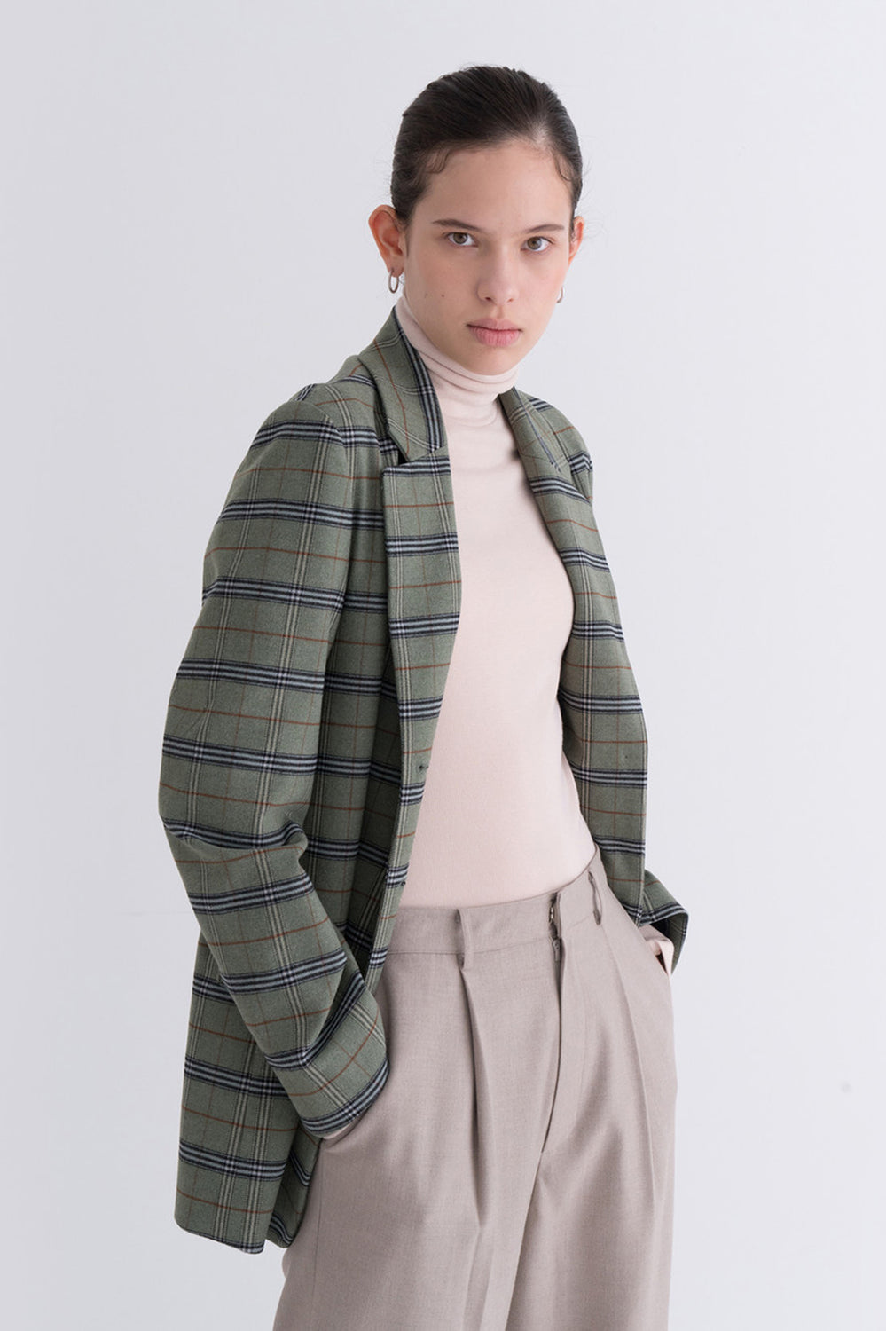 NOTA Vintage Check Daily Jacket Green Modest Loose Women Green & Black Checkered Blazer with Front Buttons and Pockets
