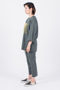 Muzca Undefeated Mind In Siro Yarn Sweatshirt Modest Loose Fitting Green Top with Long Sleeves and Front Stitching in 100% Cotton